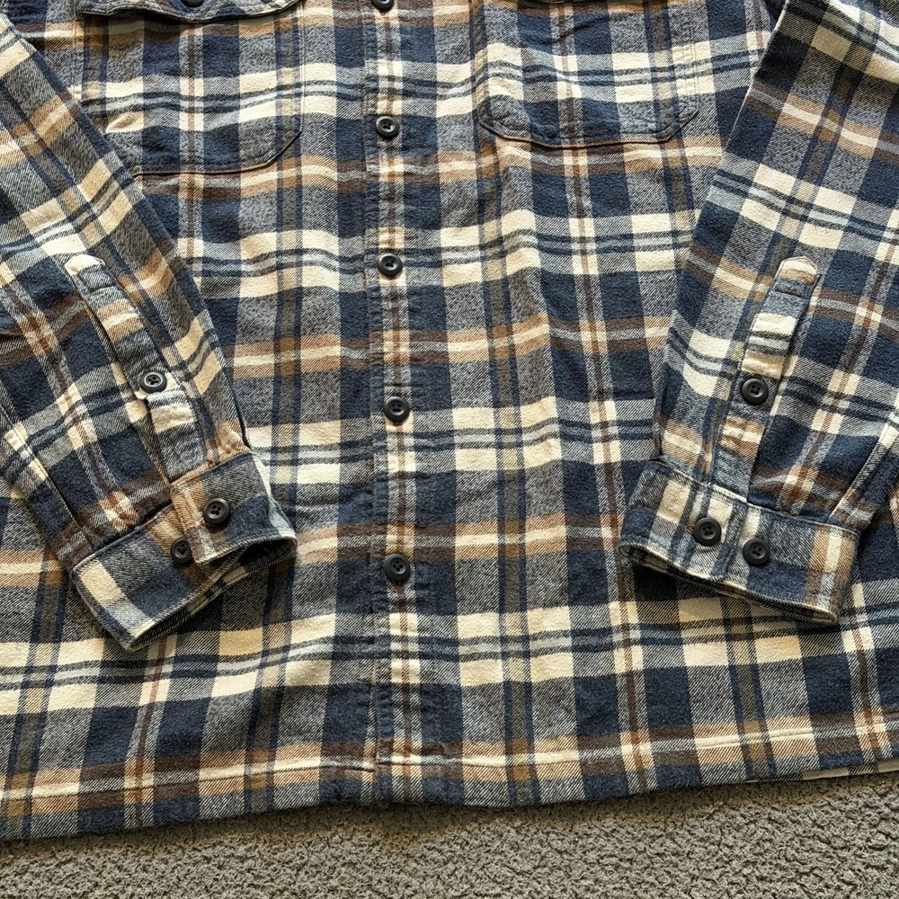 Patagonia Shirt Blue Plaid Fjord Flannel Organic Cotton Hiking Outdoors Medium - Picture 3 of 10